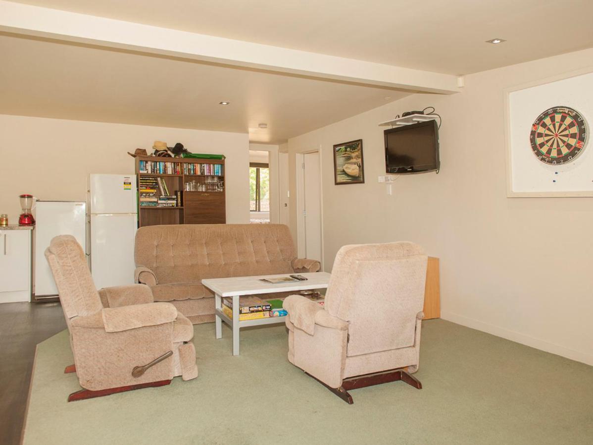 Hetherington Haven - Whangamata Holiday Home