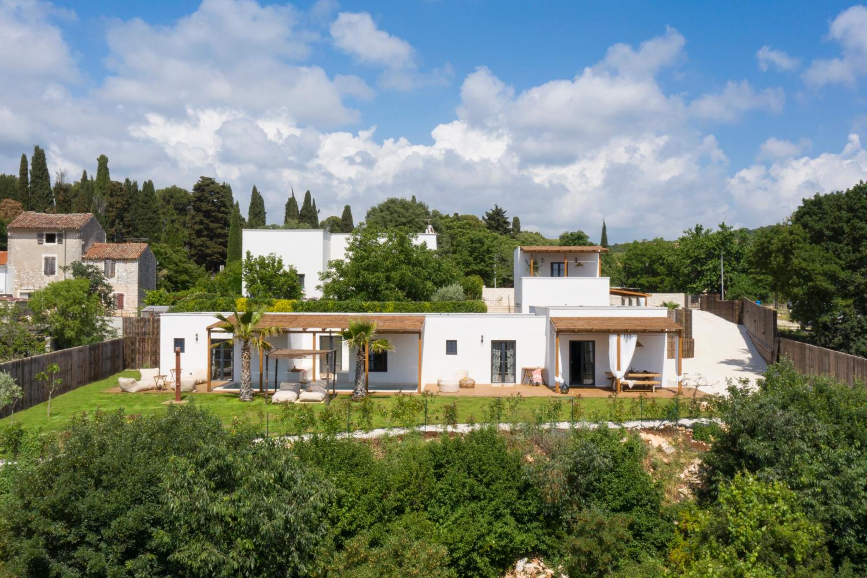 Andresita`s Palace State-of-the-art Tropical Villa view 4