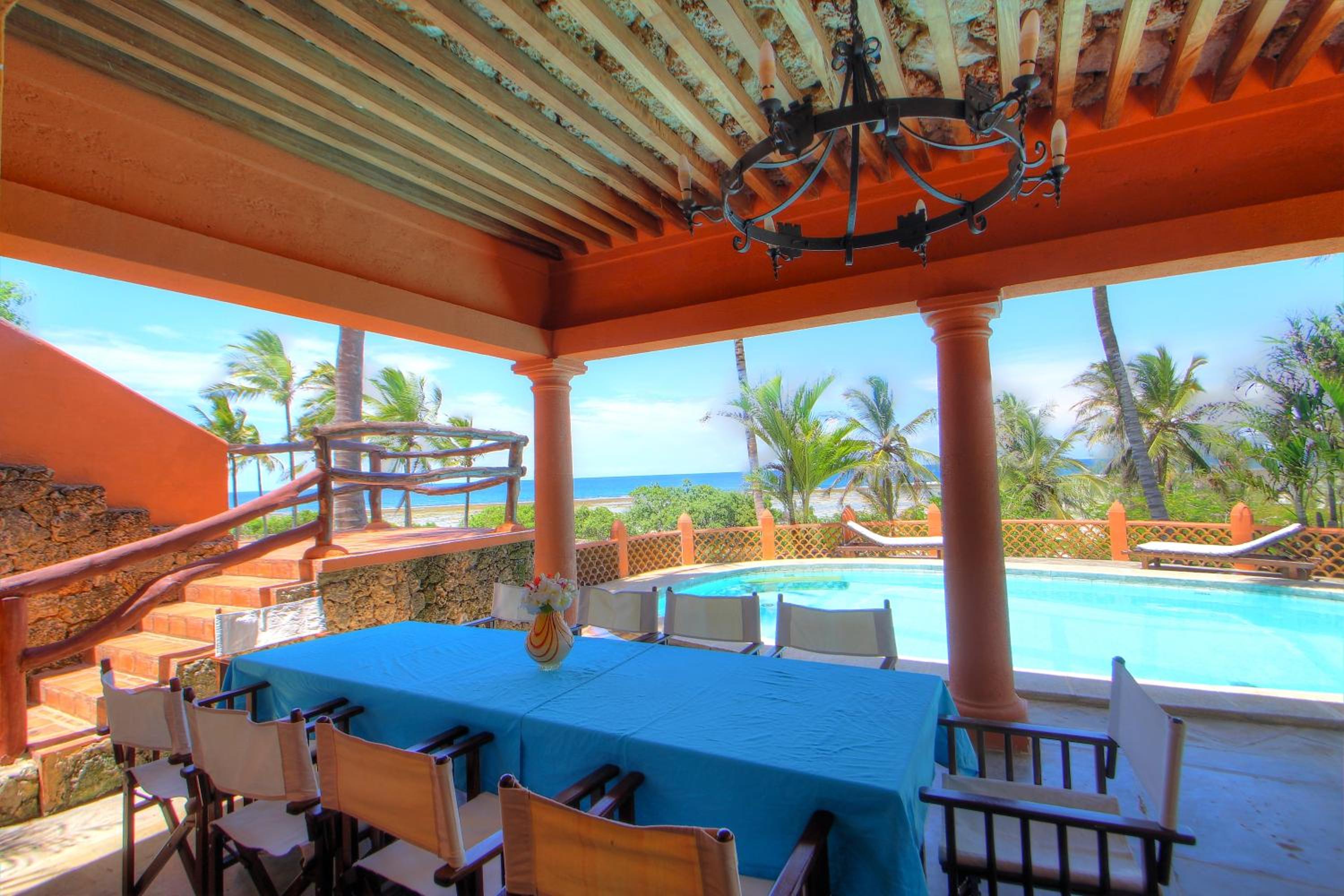 Swahili House Tiwi Beach - Private Oceanfront Boutique Villa Near Diani