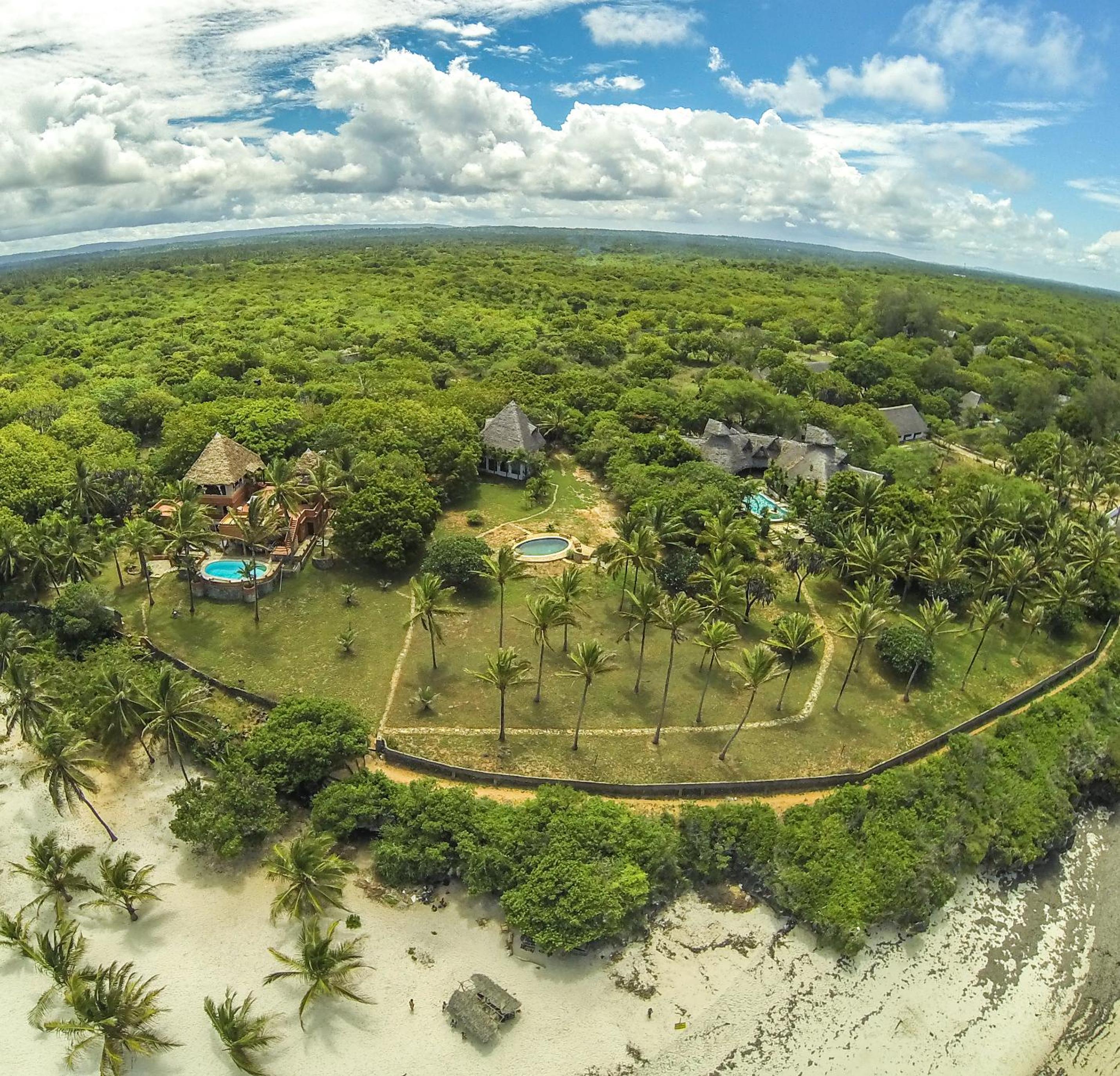 Swahili House Tiwi Beach - Private Oceanfront Boutique Villa Near Diani