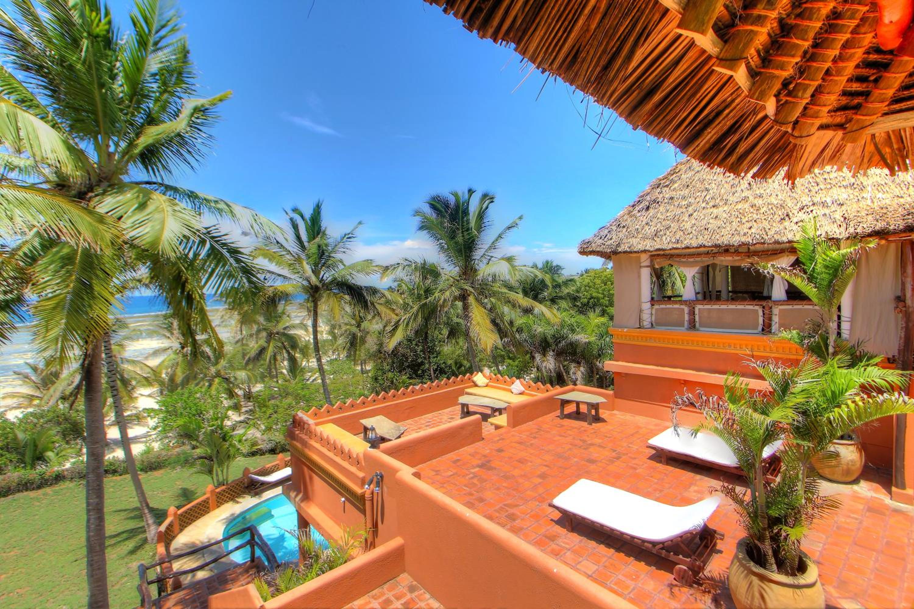 Swahili House Tiwi Beach - Private Oceanfront Boutique Villa Near Diani