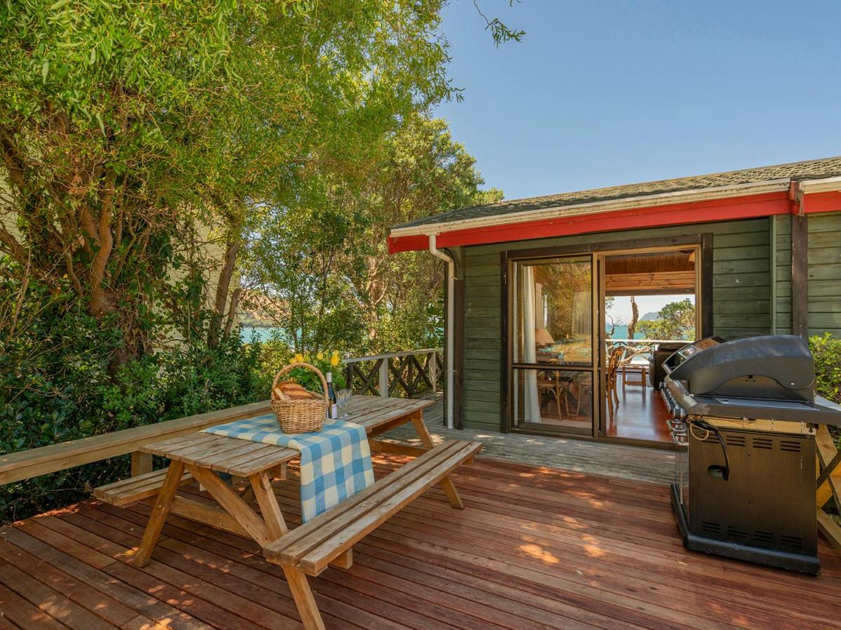 Norma's Place - Simpsons Beach Bach view 3