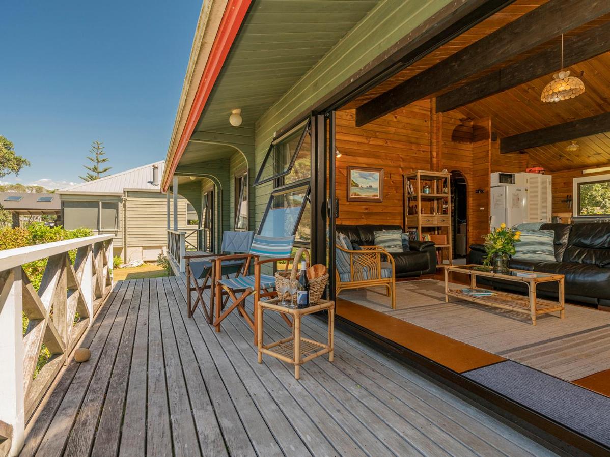 Norma's Place - Simpsons Beach Bach view 5