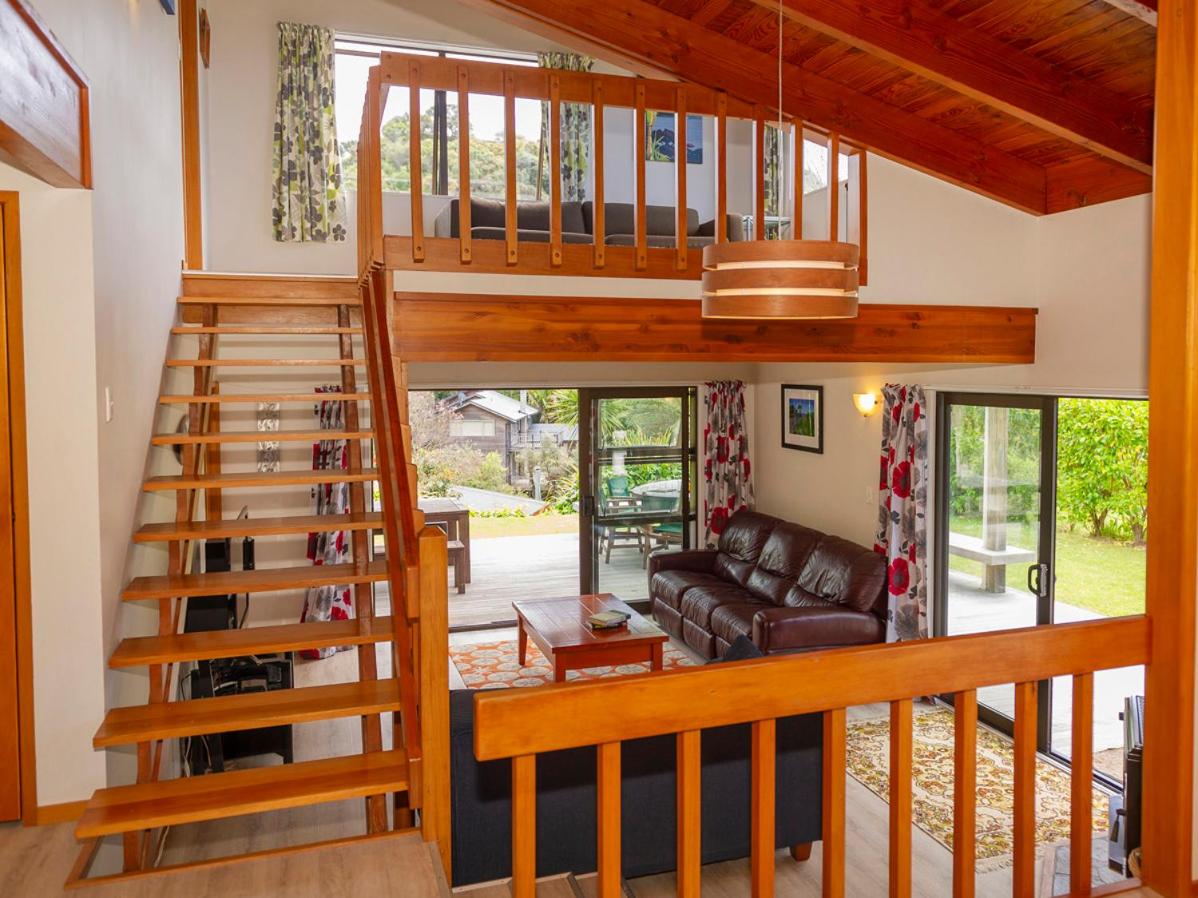 The Bach Retreat - Hahei Holiday House view 4