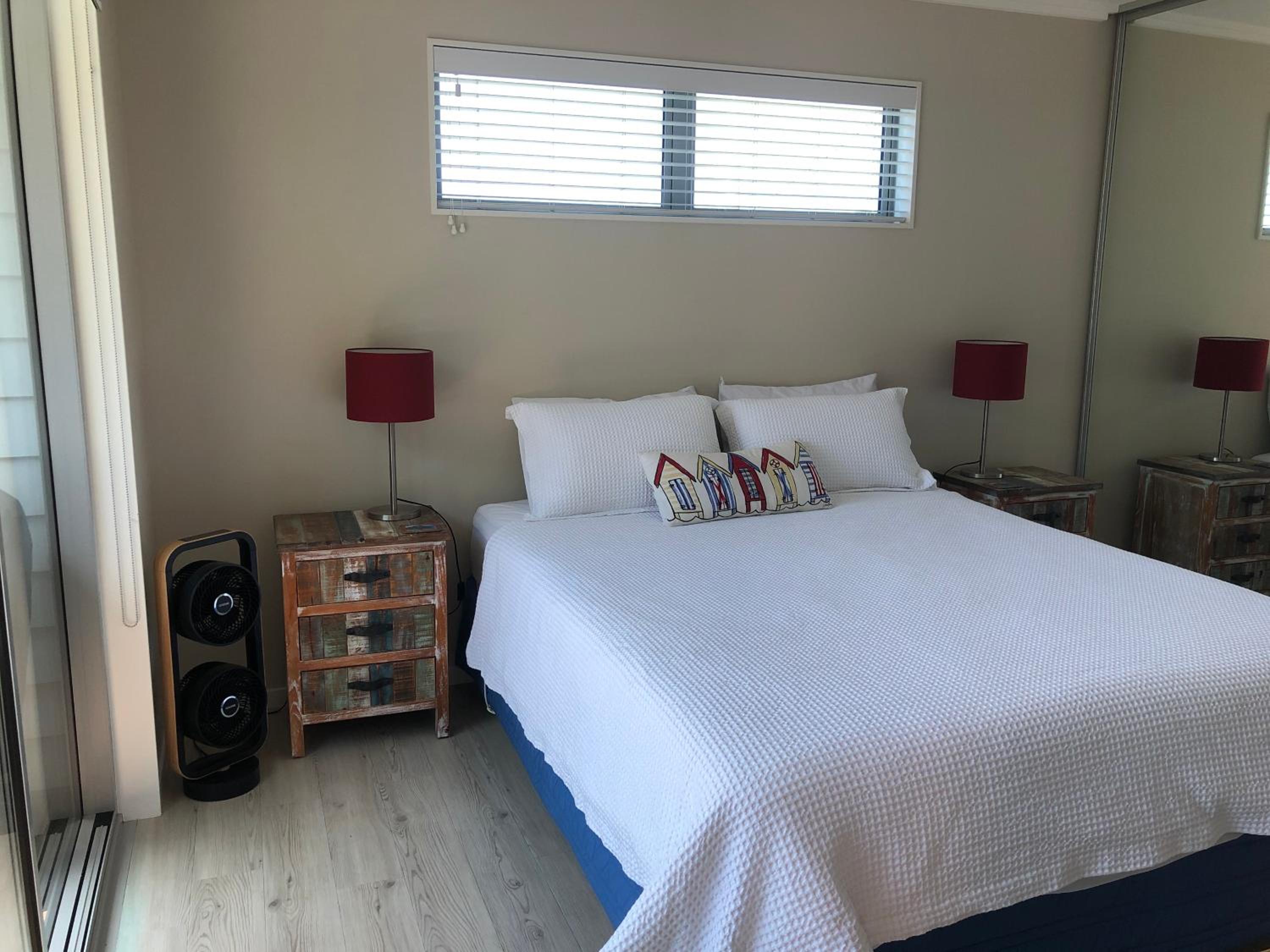 Beach Pod Studio - Tairua Bach view 5