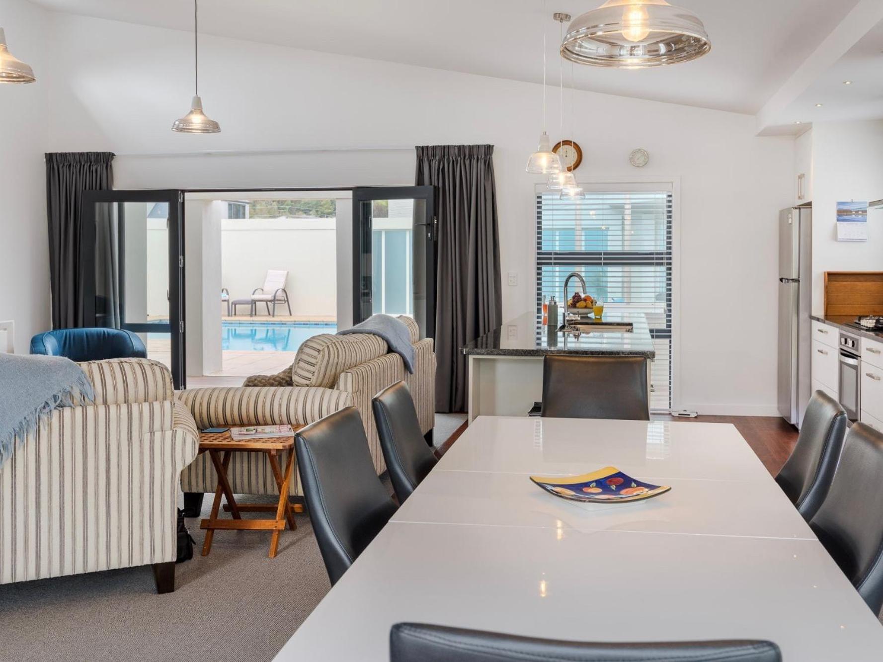 Poolside Retreat - Picton Holiday House Waikawa view 5