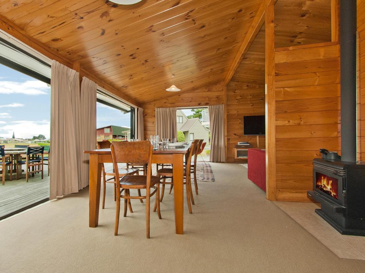 Pretty in Pauanui - Pauanui Holiday Home view 3