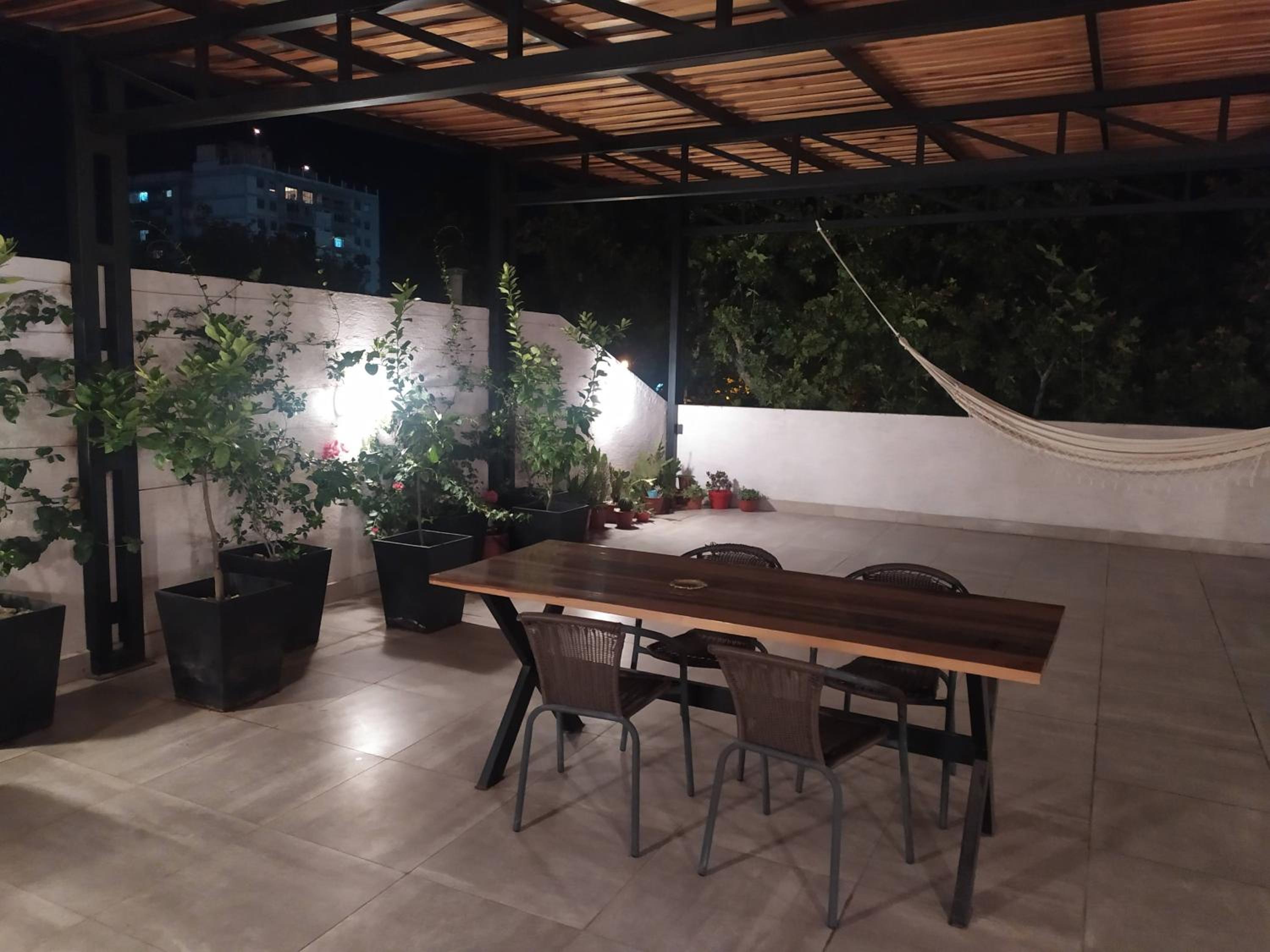 La Terraza Apartment: lujoso, amplio y ubicado en microcentro.