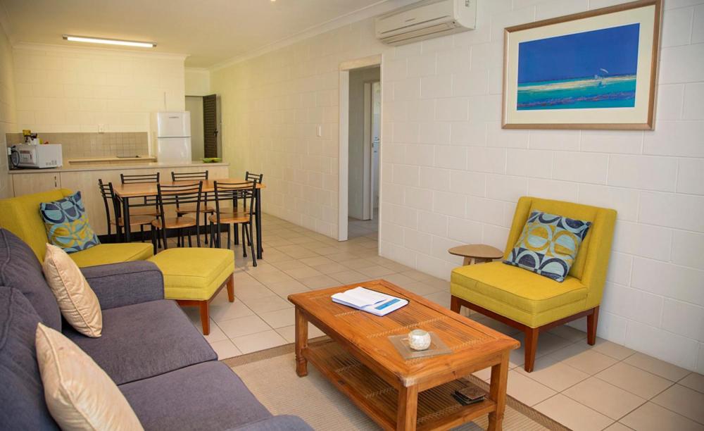 Apollo Jewel Beachfront Apartments