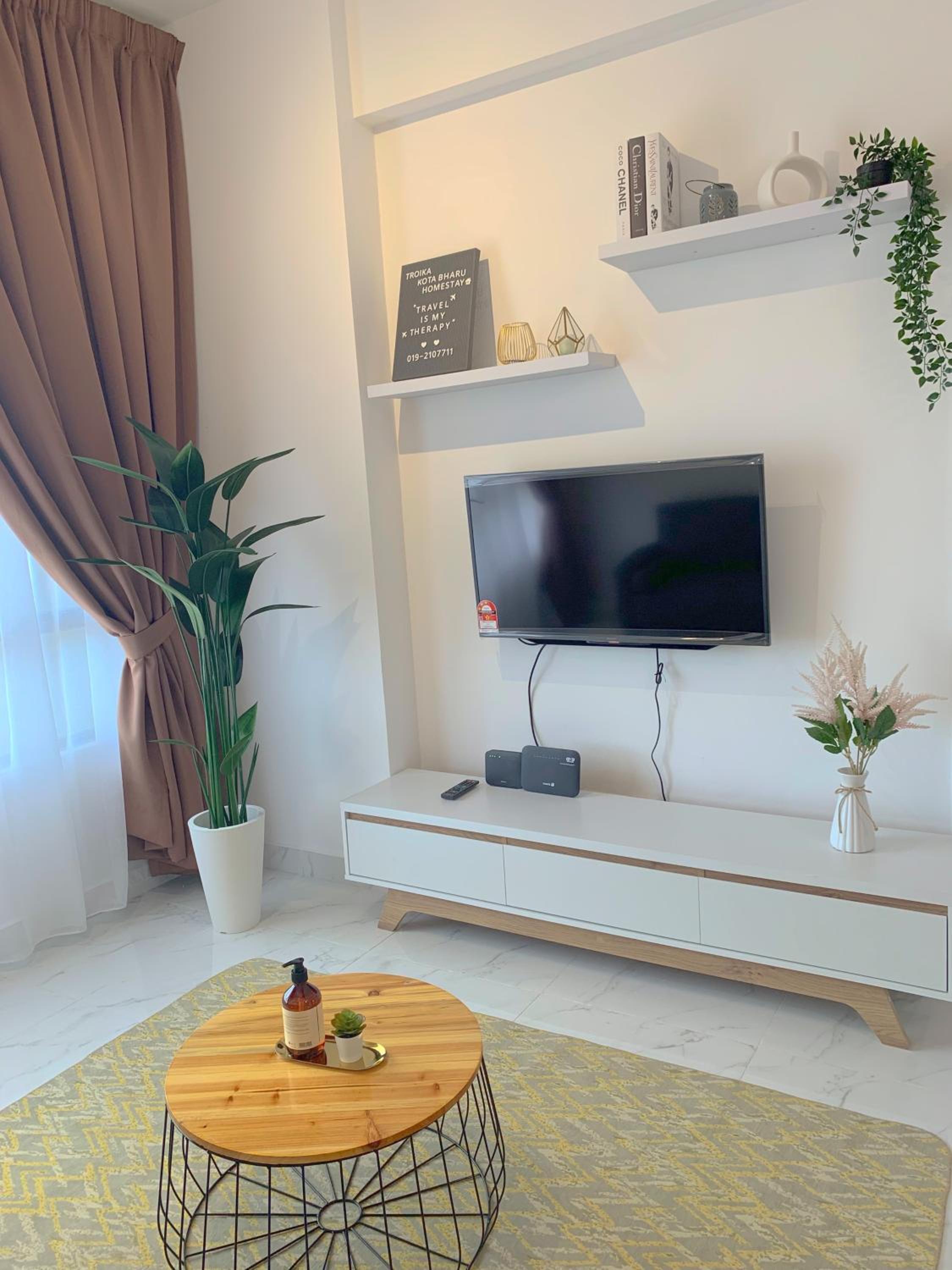 Netflix Two Bedroom Troika Kota Bharu Homestay 182 photo 2