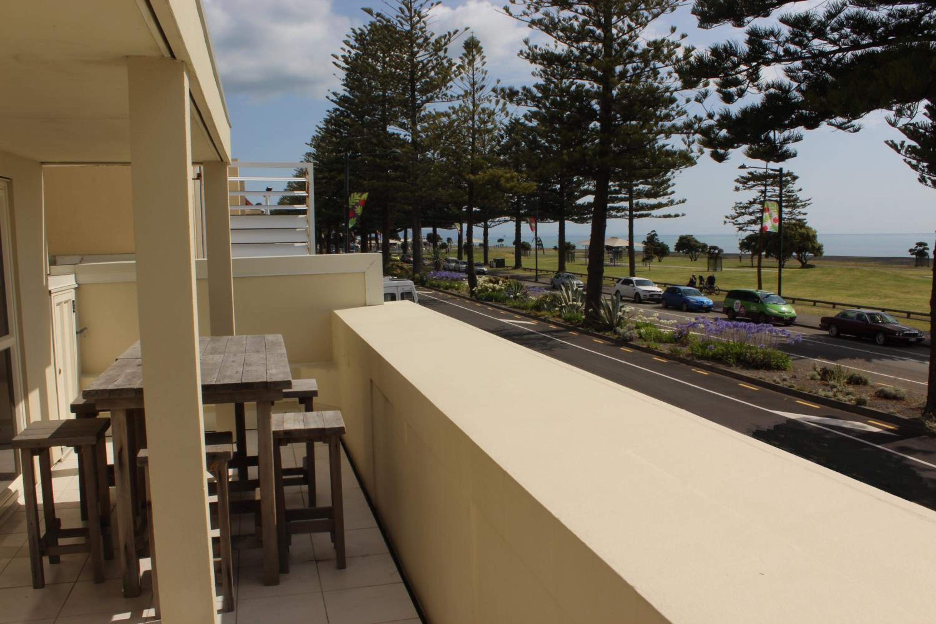 Marine Haven - Napier Holiday Home view 4