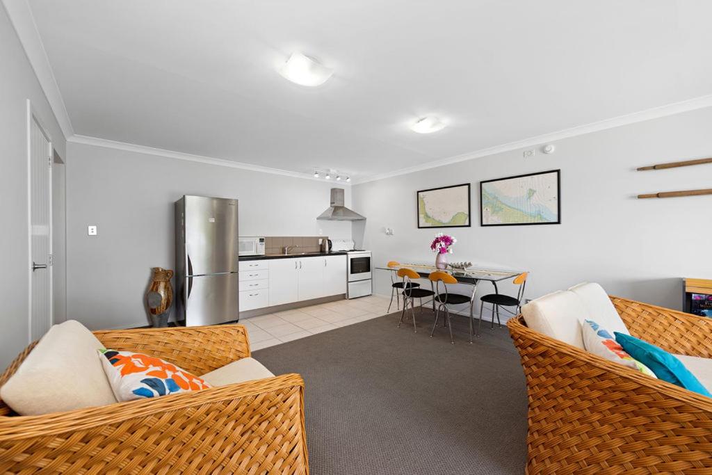 The Sandcastle - Papamoa Holiday Apartment view 4