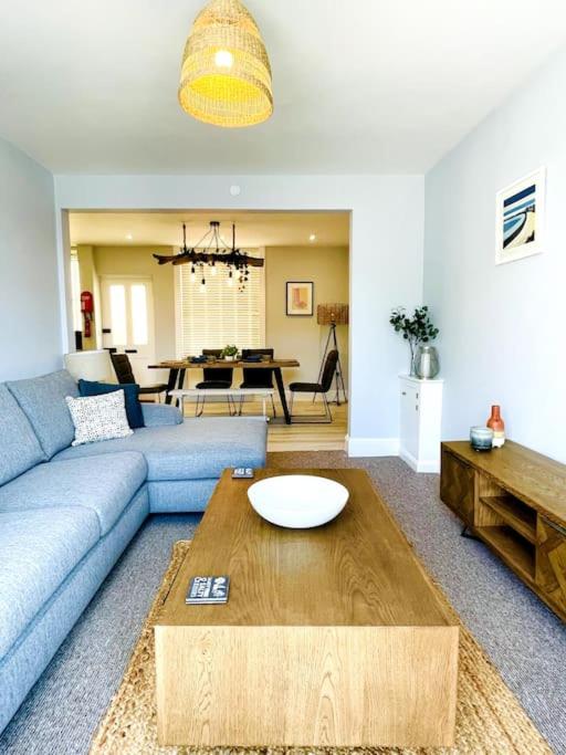 Rookley Villa, 3 Bedroom Family Apartment, Ventnor view 5