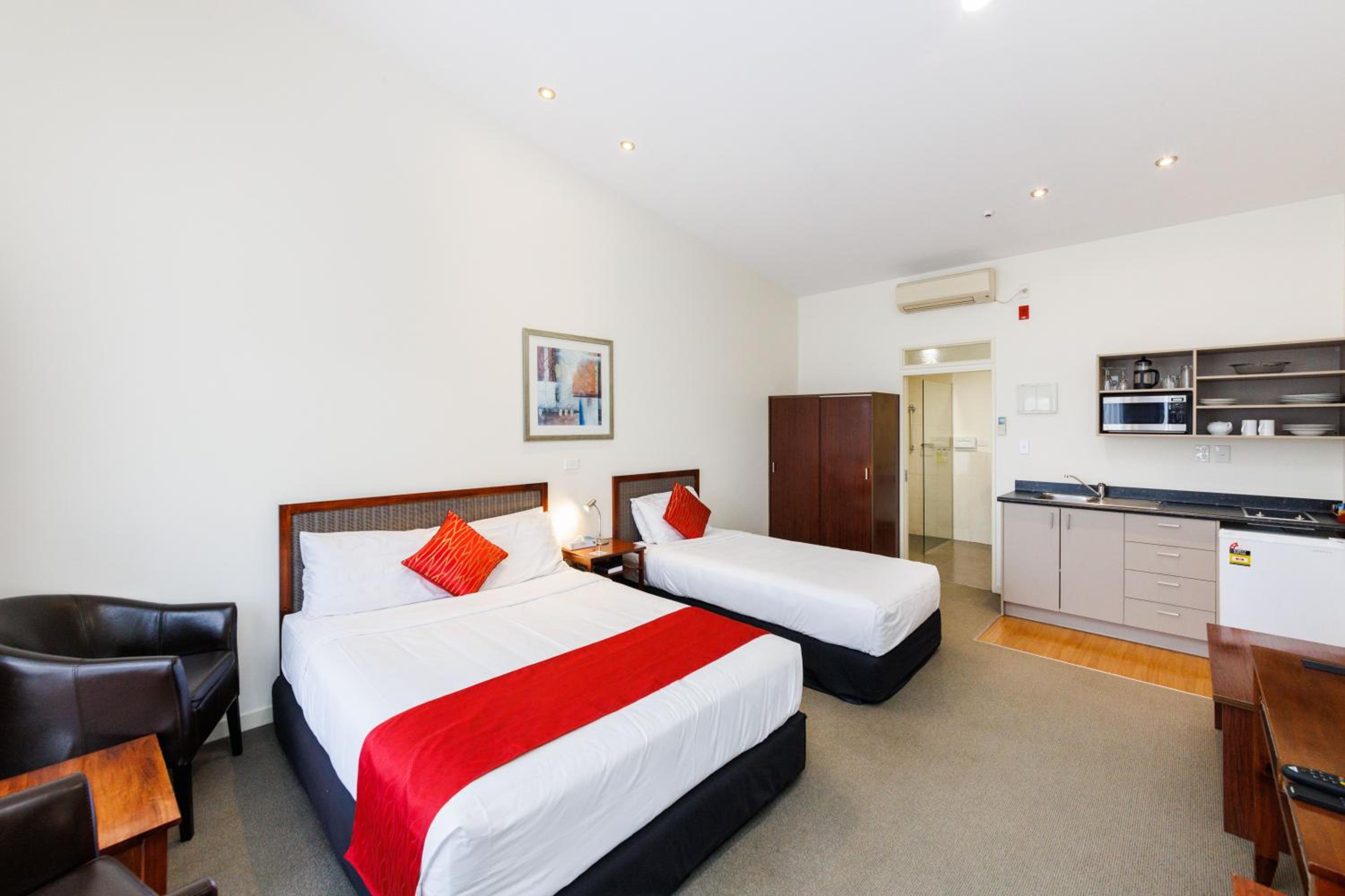 Fitzherbert Regency Motor Lodge