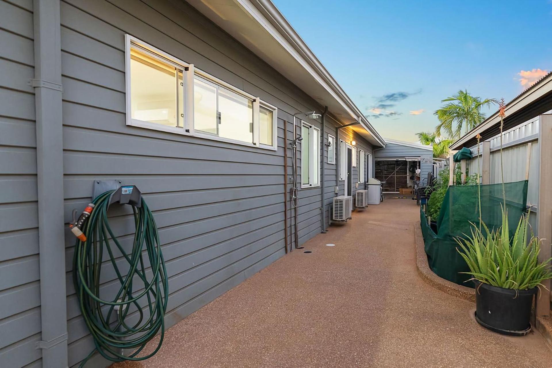 6 Kestrel Place
