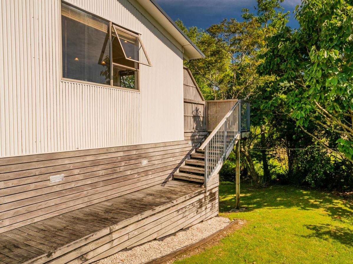 Cooks Beach Cutie - Cooks Beach Holiday Home view 3