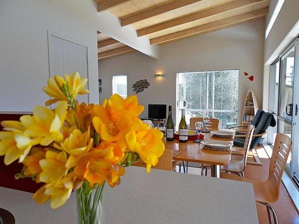 Great Escape - Whangamata Holiday Home view 2