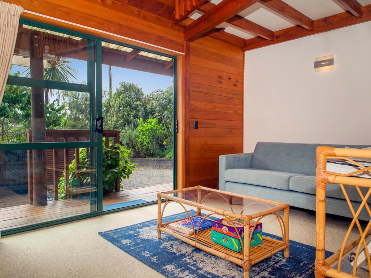 Cedar Cottage - Tairua Holiday Home view 2
