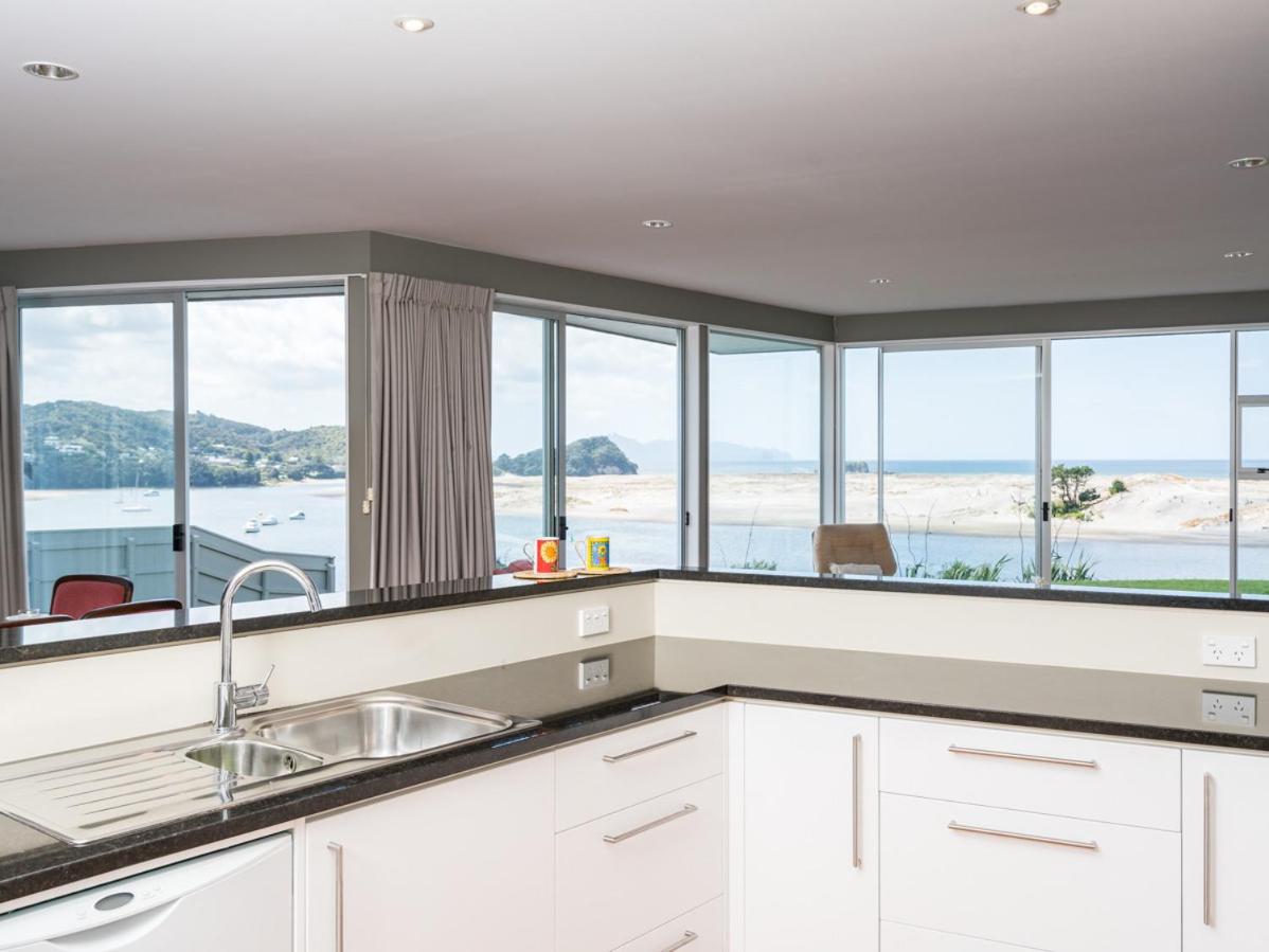 Roberts Retreat - Mangawhai Holiday Home view 4