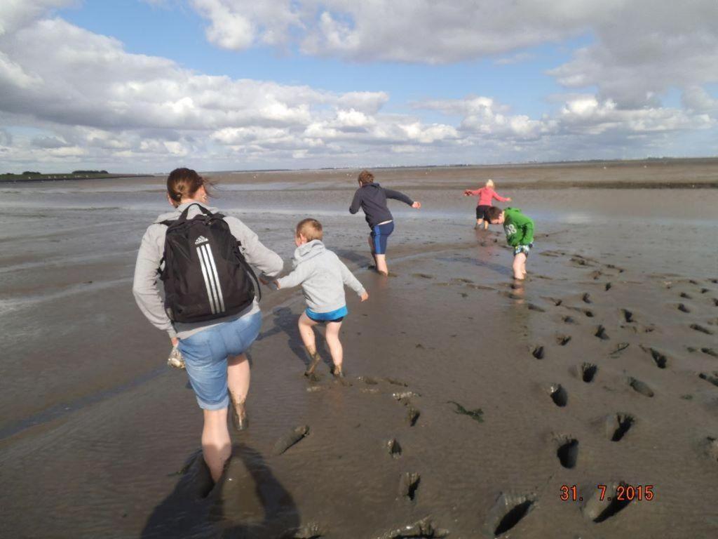 Photo 33