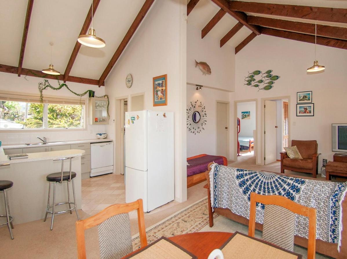 Oasis Tairua - Tairua Holiday Home view 4