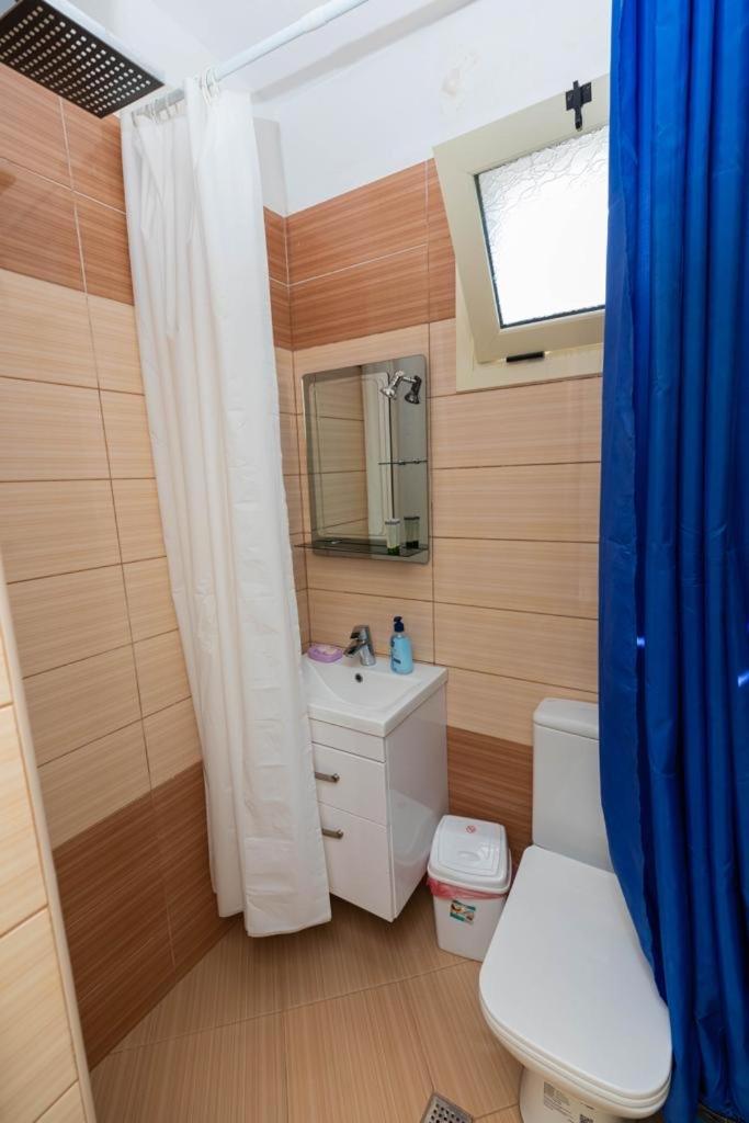 PREMIER GUEST HOUSE