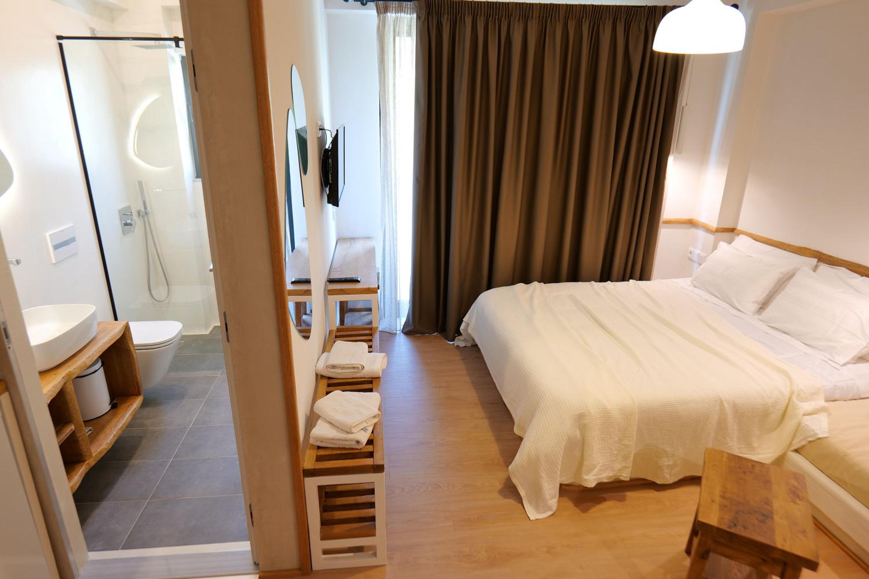 Alex & Sofi Hotel