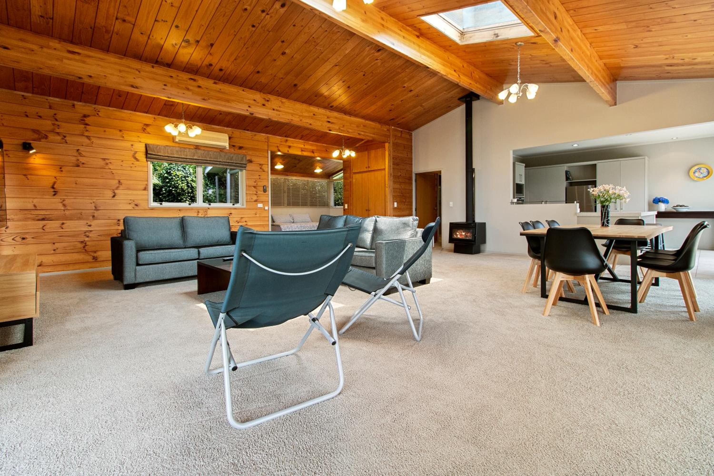 Country Retreat - Athenree Holiday Home view 4