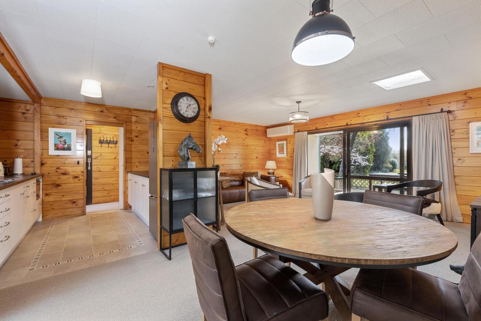 River Road Spa Lodge - Broadlands Forest view 2