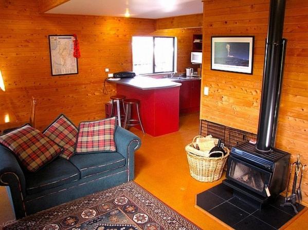 Arawa Escape - Ohakune Holiday Home view 4