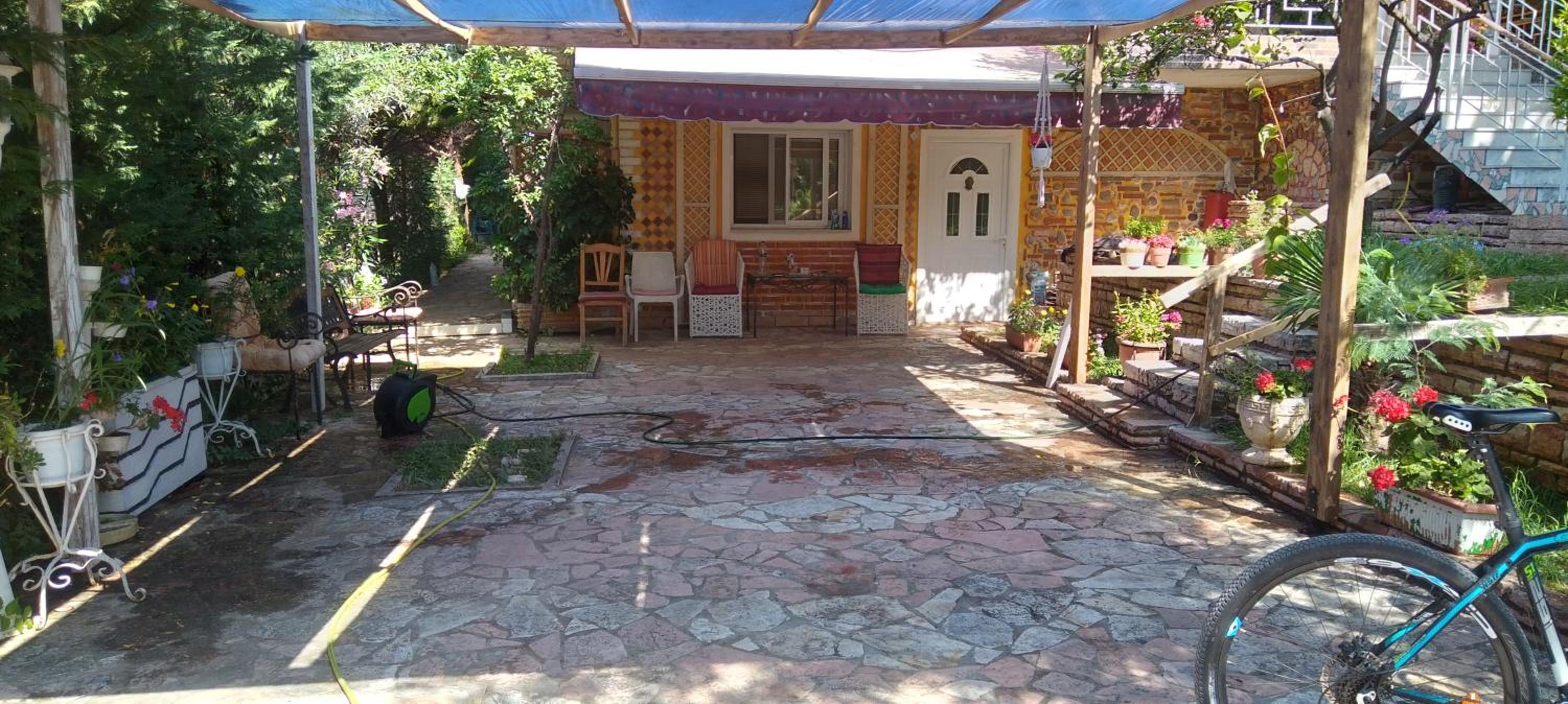 Arti Vila