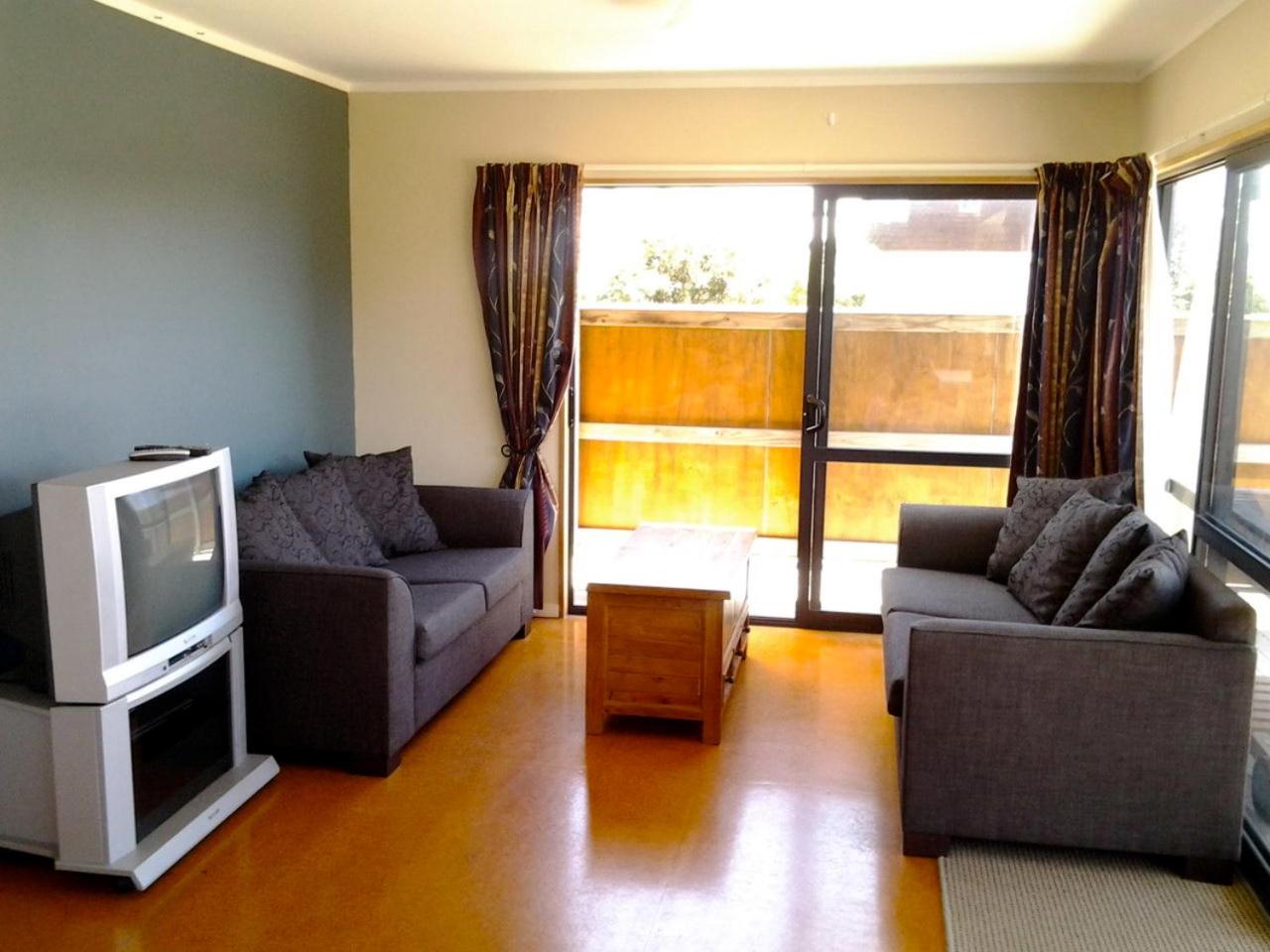 The Sands - Matarangi Holiday House view 2