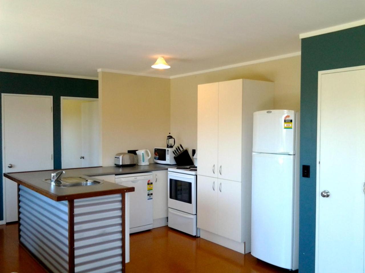 The Sands - Matarangi Holiday House view 4