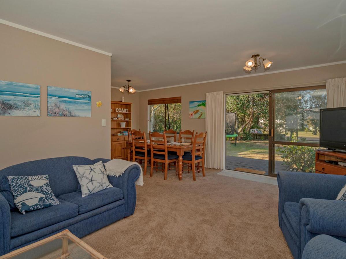 Wonderful Whangamata - Whangamata Holiday Home view 4