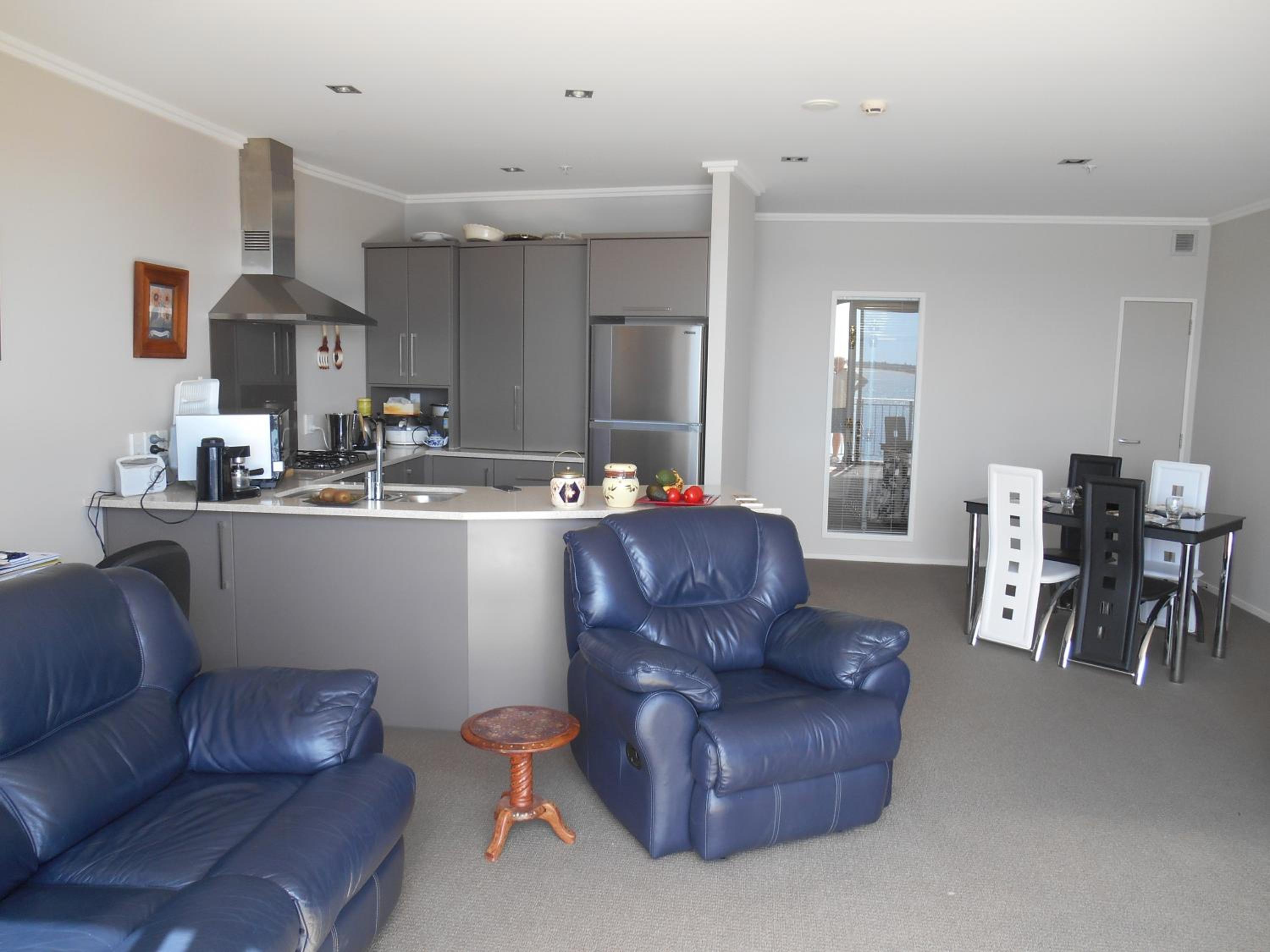 Absolute Waterfront, Tauranga Apartment
