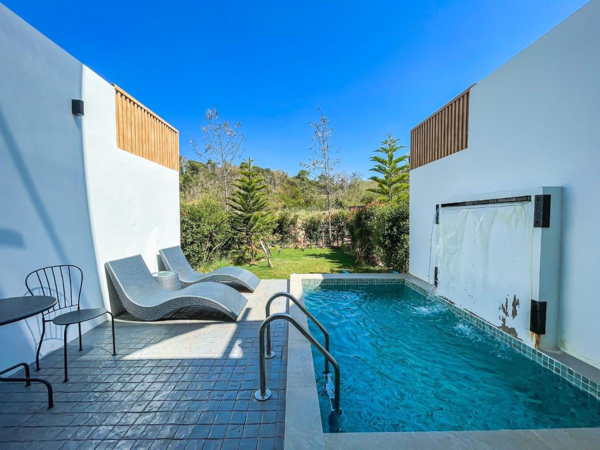 outdoor BBQ area
