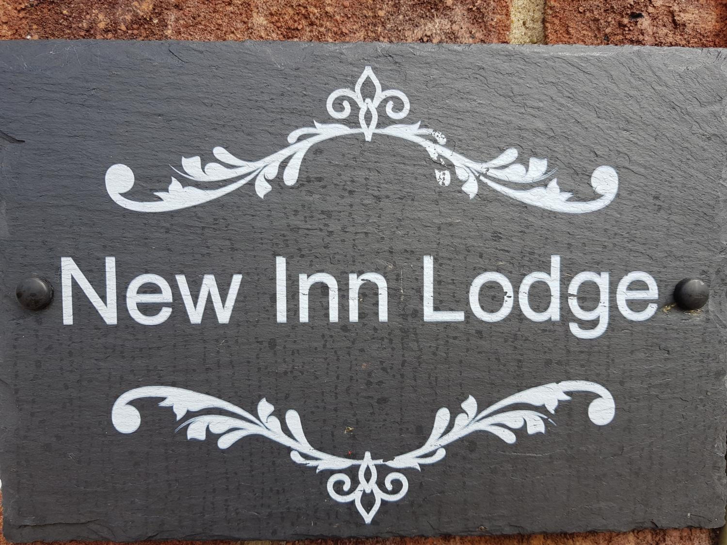 1 Bed Sleeps 2 Free Parking Pets Welcome