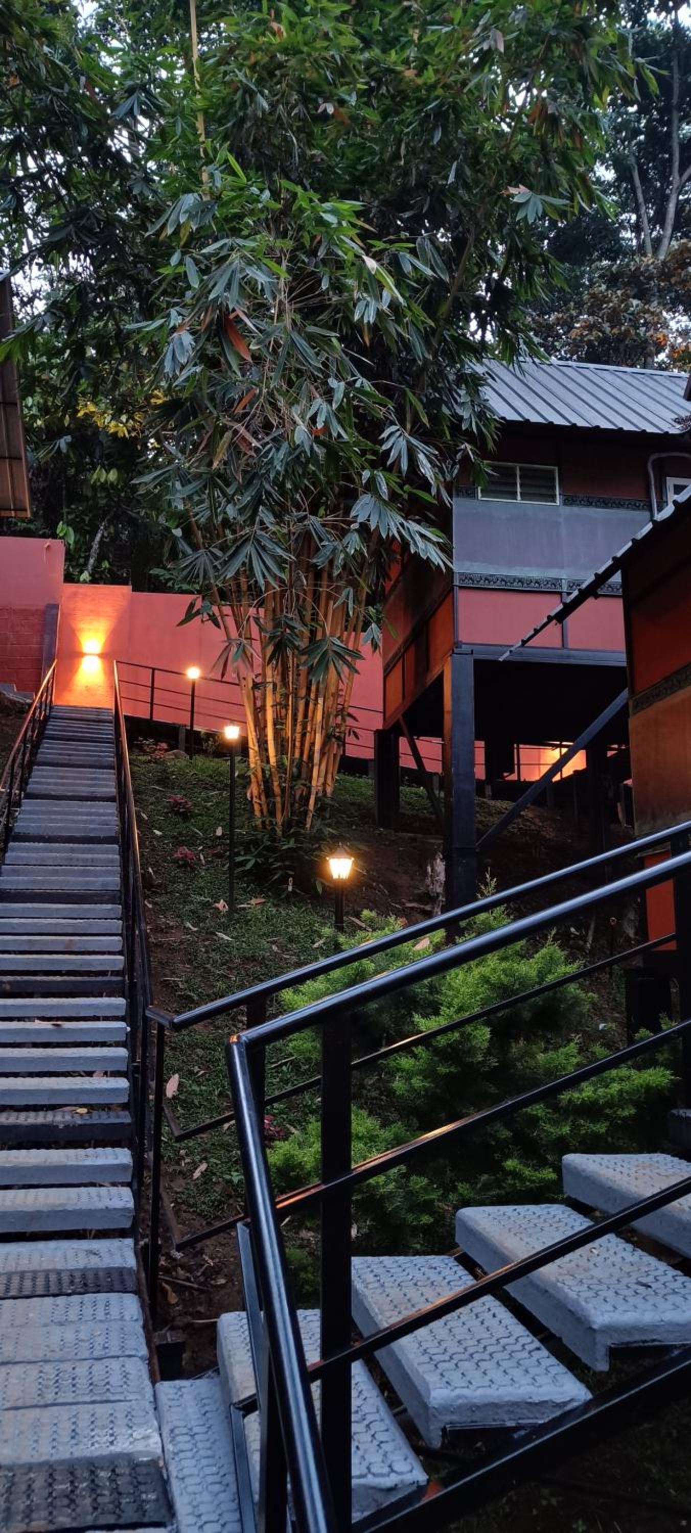 Munnar Vacations - Santhi Hill View Resort - Property Image 2