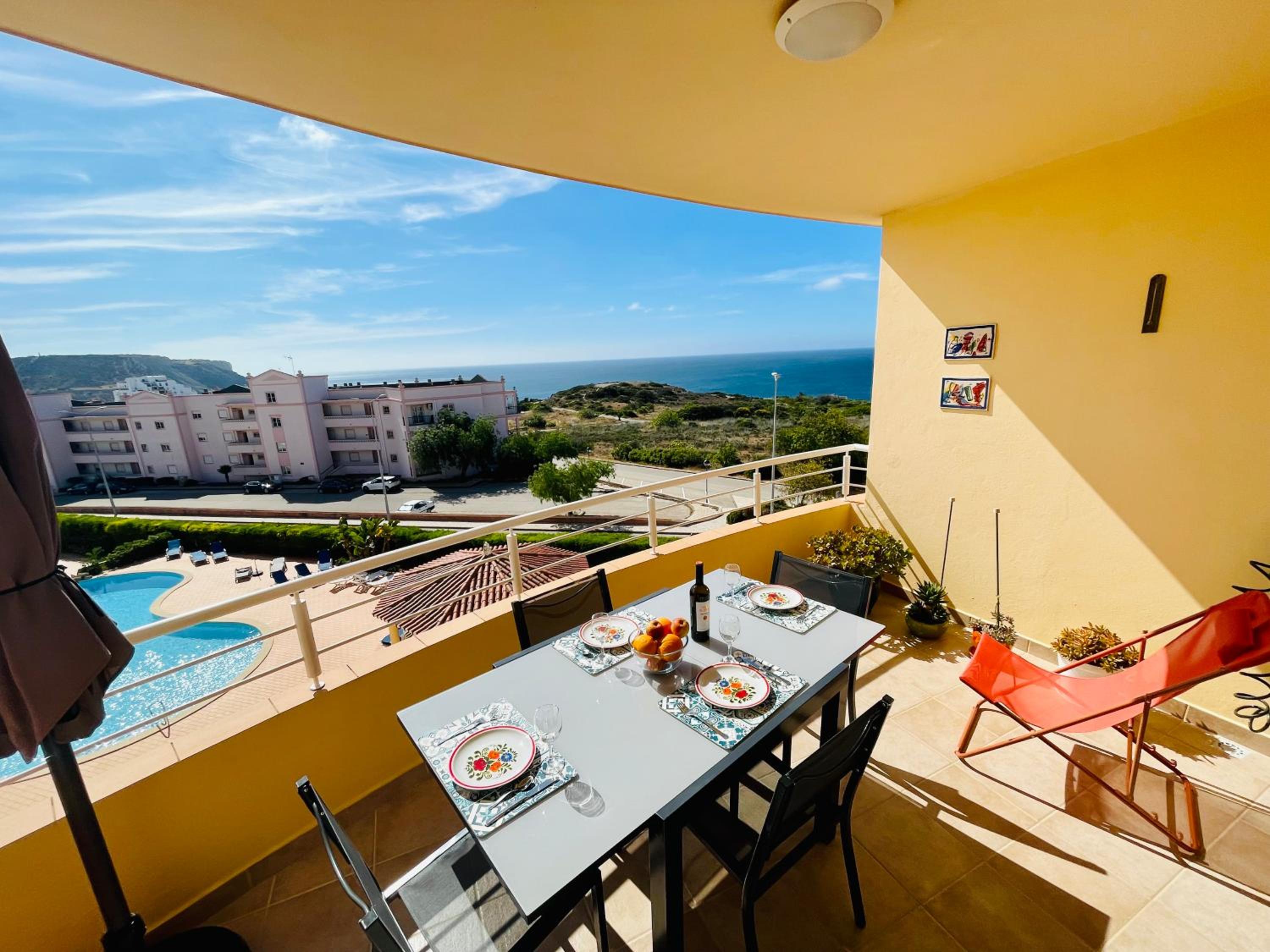 Vila das Acacias apartamento con piscina en Luz — balance & terrace