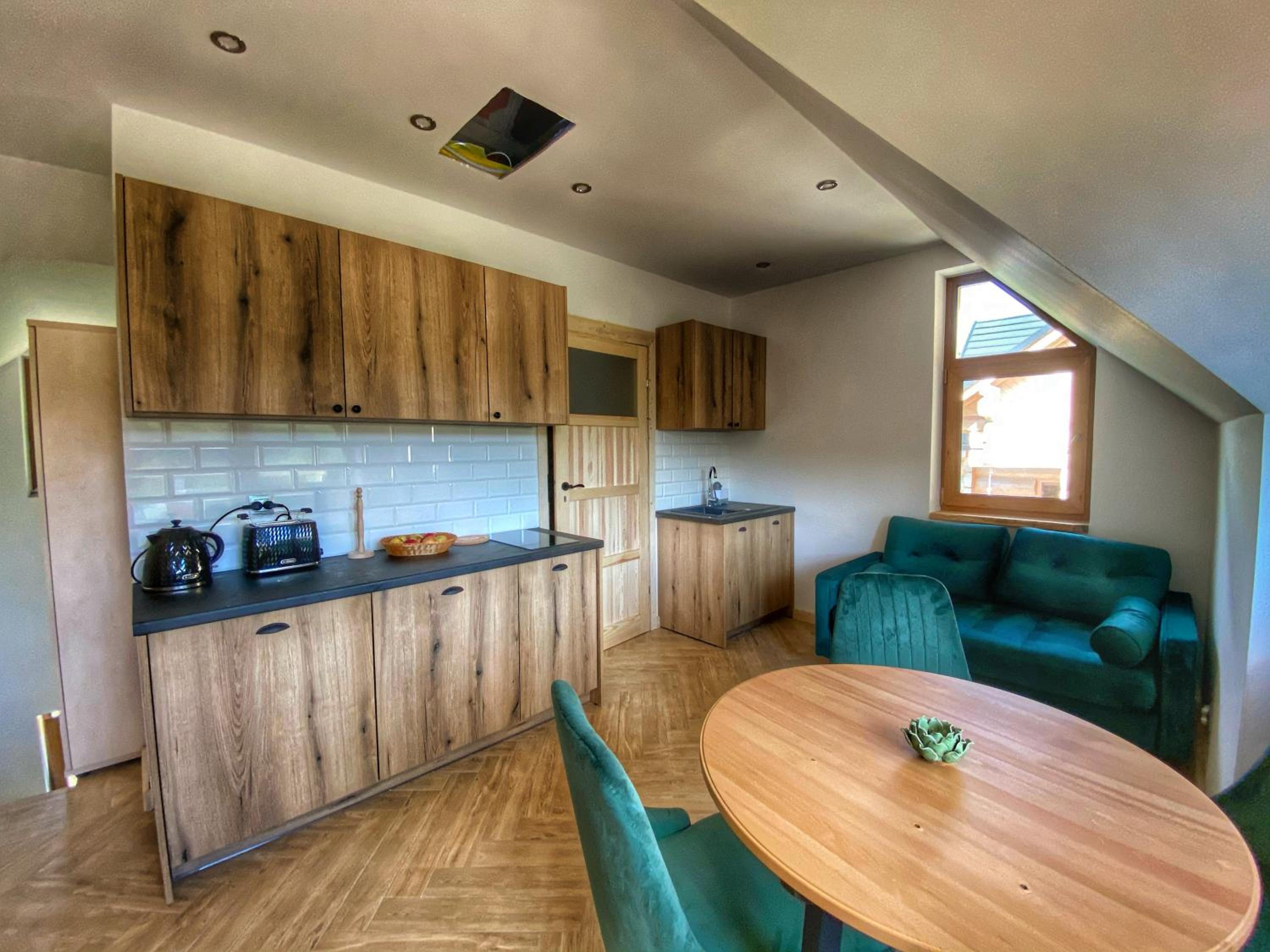 Dziejba Leśna Apartamenty &Spa - piękne i nowe apartamenty i domek, sauna i jacuzzi - W CENIE I NA WYLACZNOŚĆ, 1 km od stoku