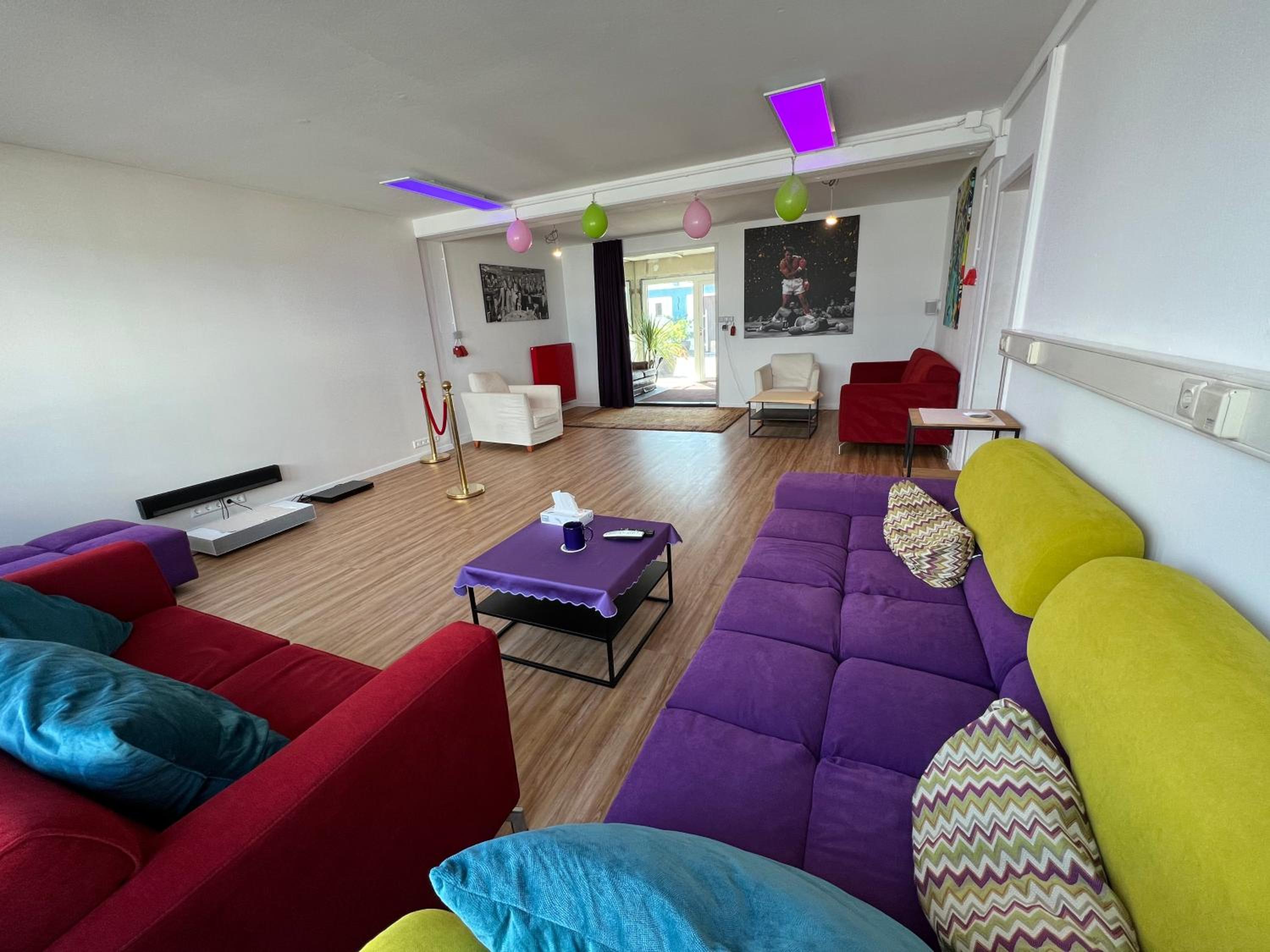 Commune88 EAST