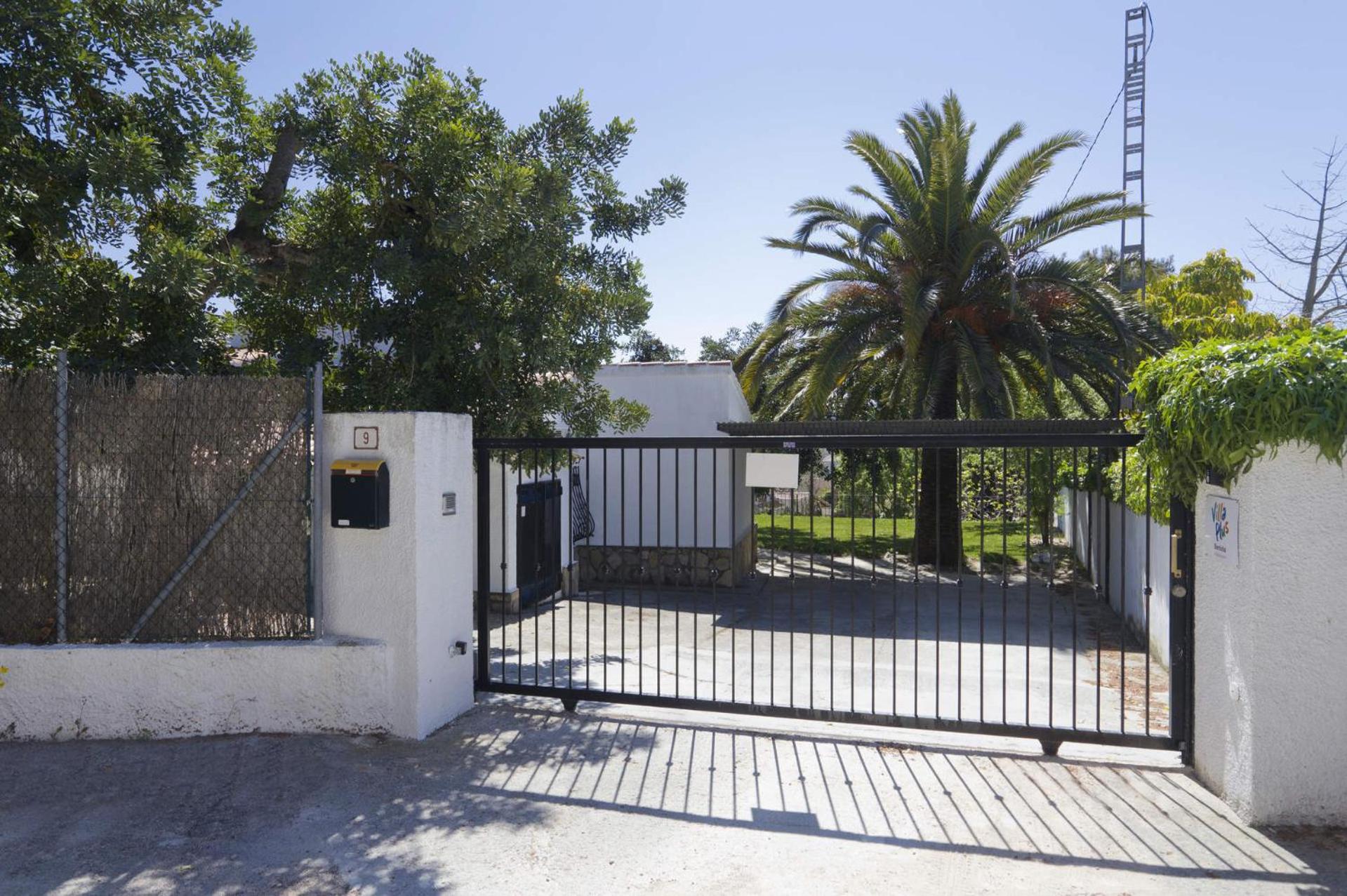 Villa Seniola by Villa Plus