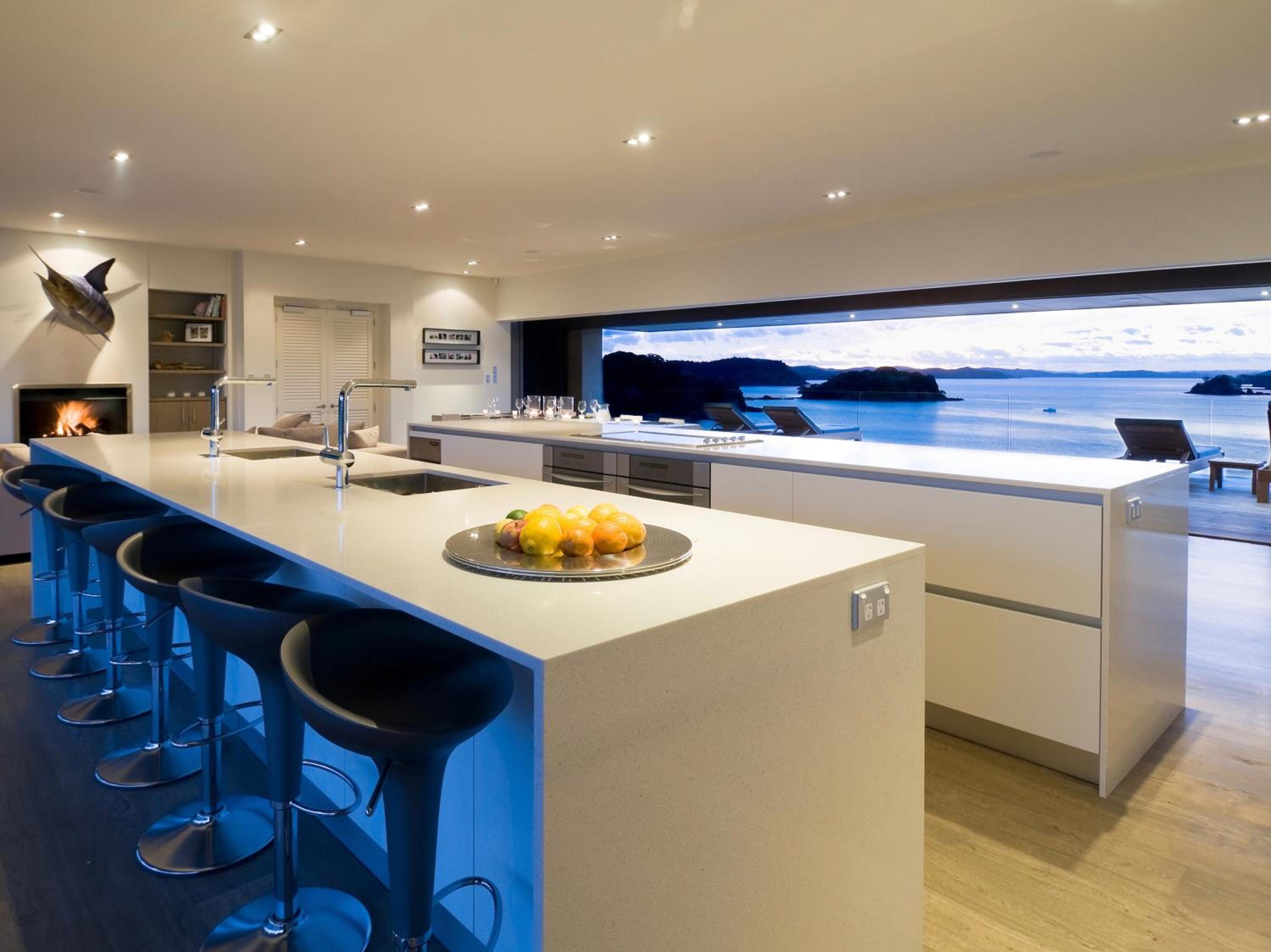 Oke Beach House - Rawhiti Luxury view 2