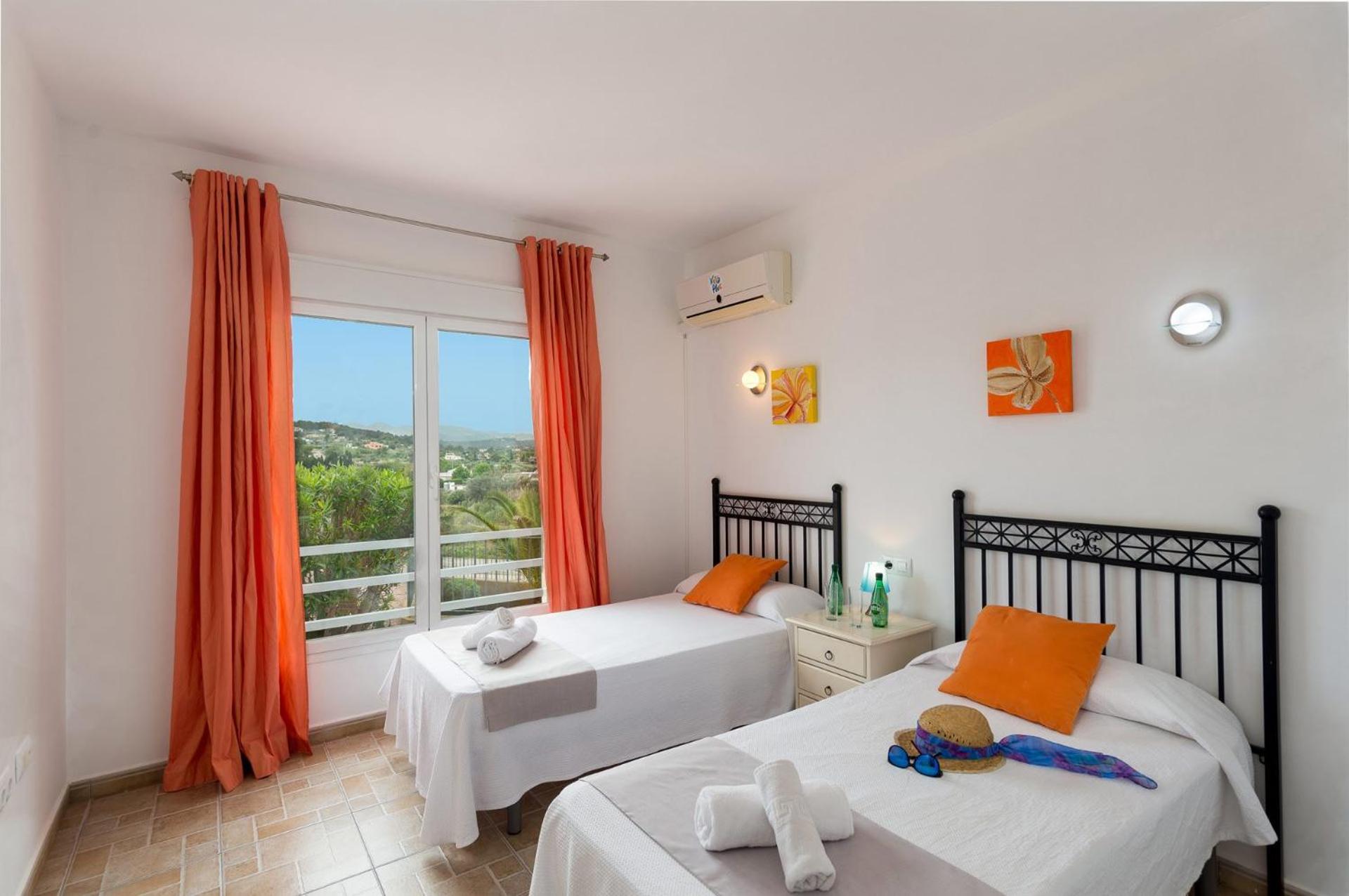 Villa Limones by Villa Plus