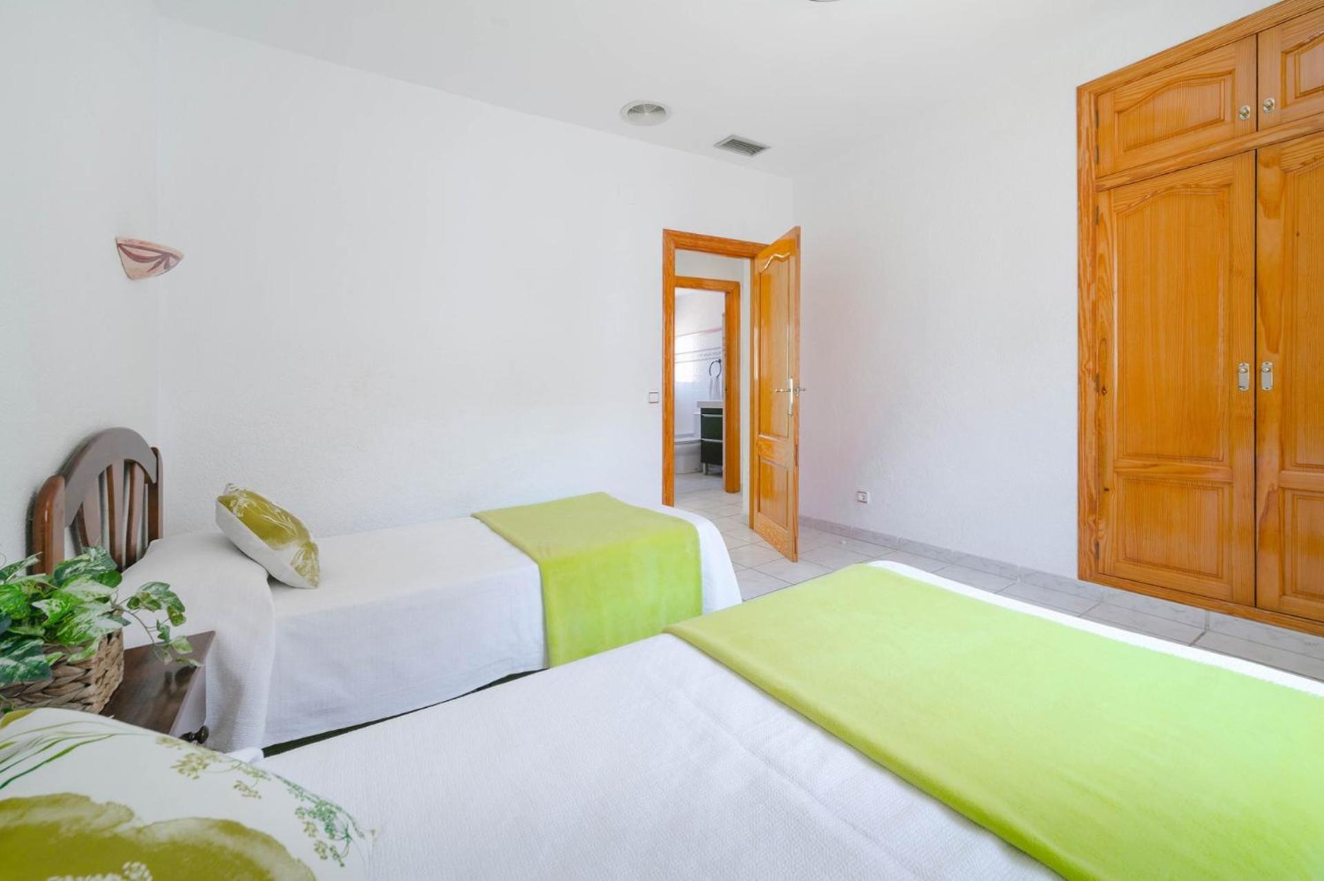 Villa Ciruela by Villa Plus