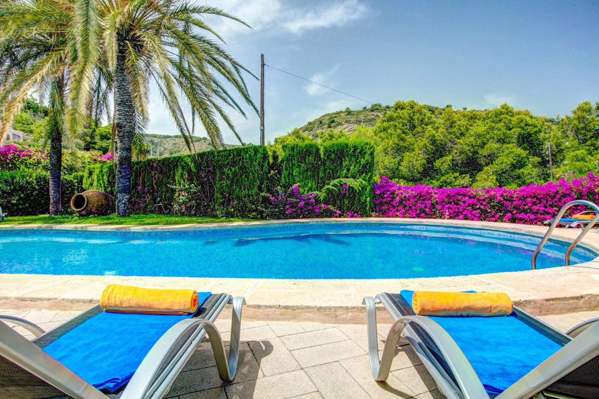 Villa Cau by Villa Plus view 5