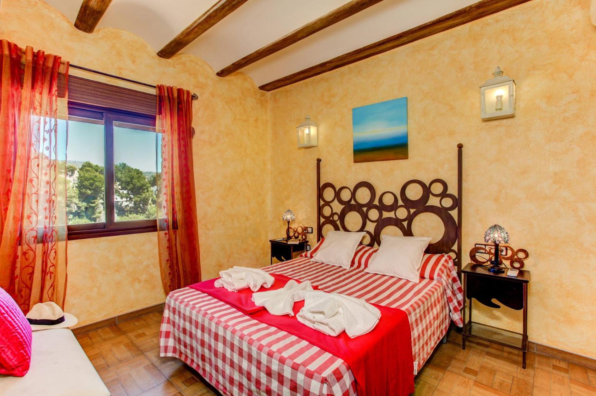 Villa Cambra by Villa Plus