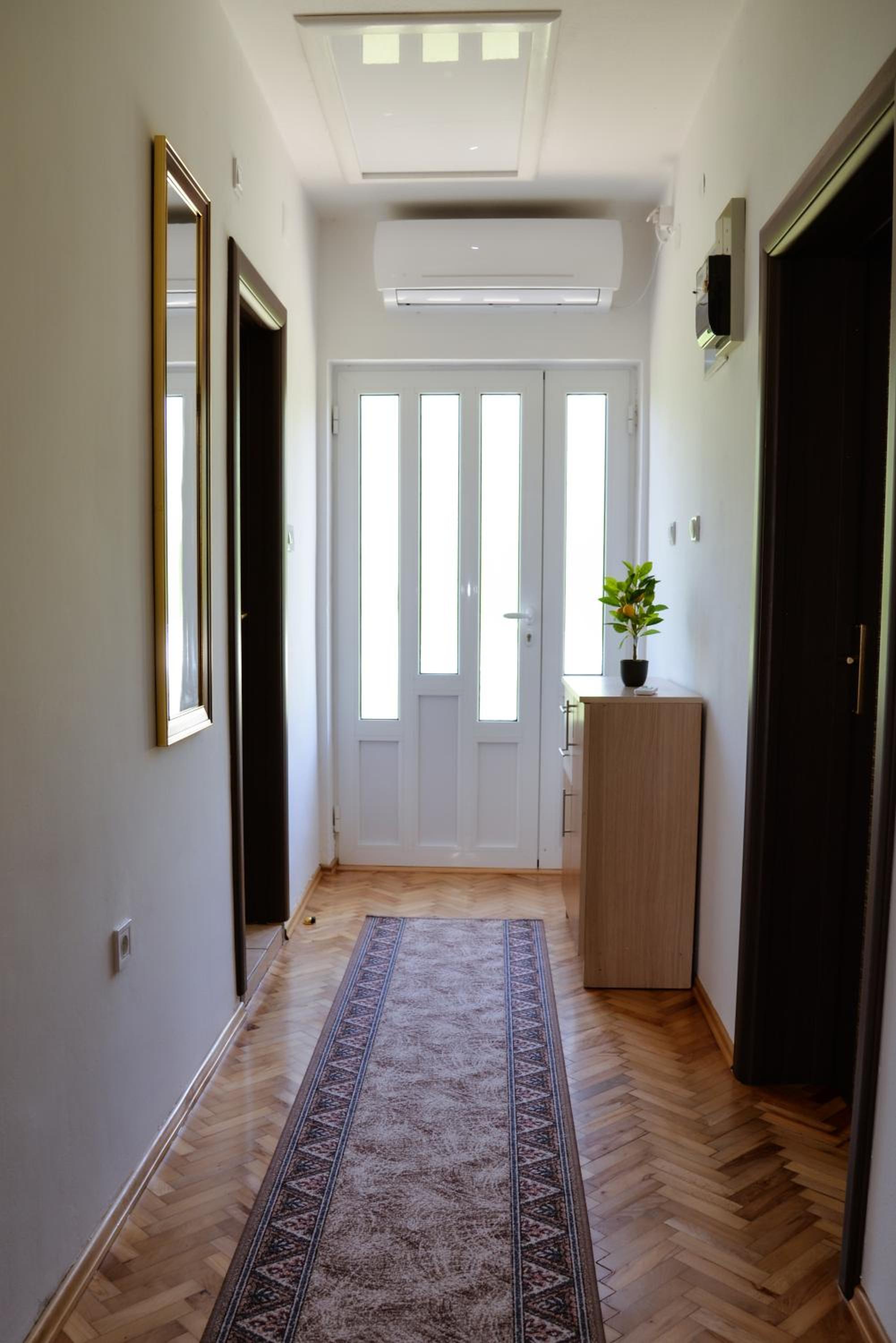 Apartment Nikola view 2