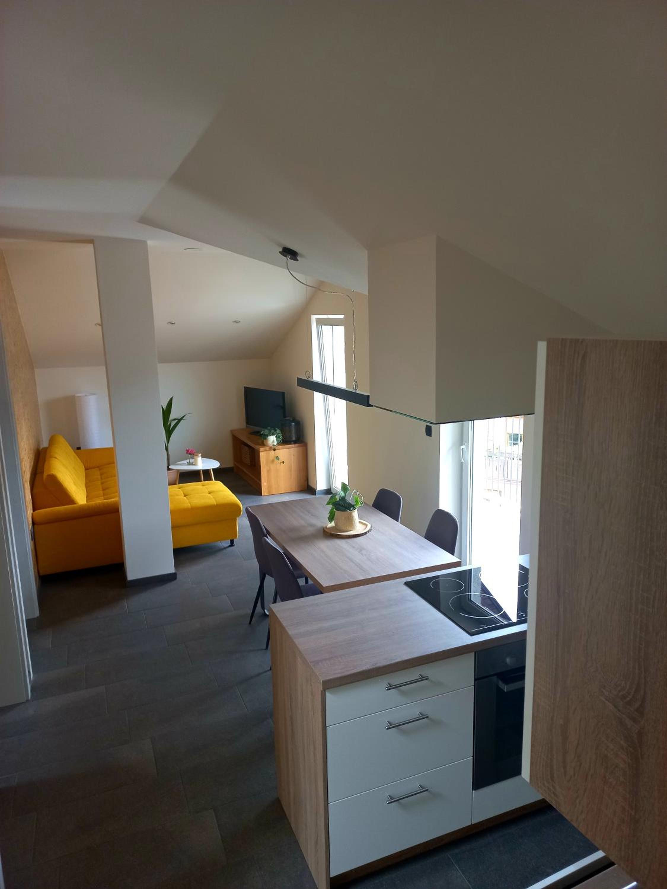 Holiday Home Lukc with free parking view 3