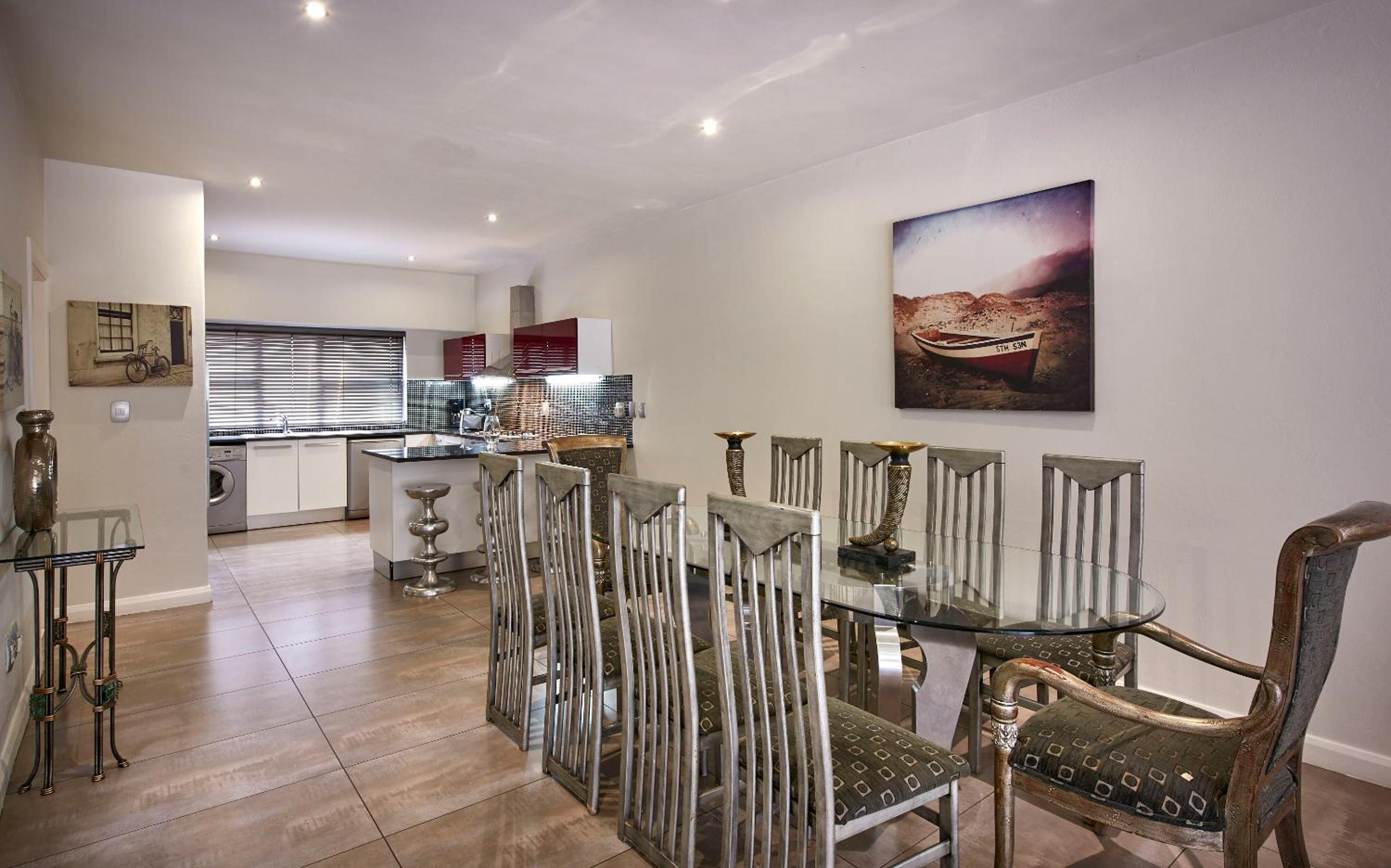 Dynasty Forest Sandown Serviced Apartments & Self Catering Hotel